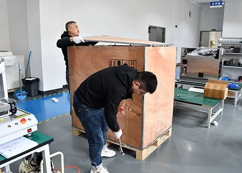 Packing and Delivery 6 Packing and Delivery 6