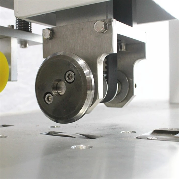 Ultrasound Seamless Stitching Longitudinal Vibration System